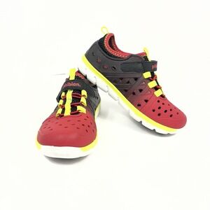 Stride Rite Made 2 Play Phibian Water Shoes Sneaker Boys Size 11 Red Adventure